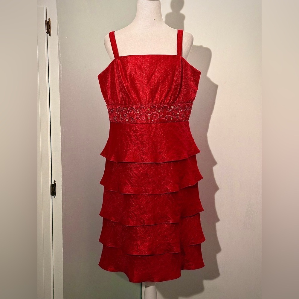 R&MRichards strap shoulder Red ruffle dress Size 14